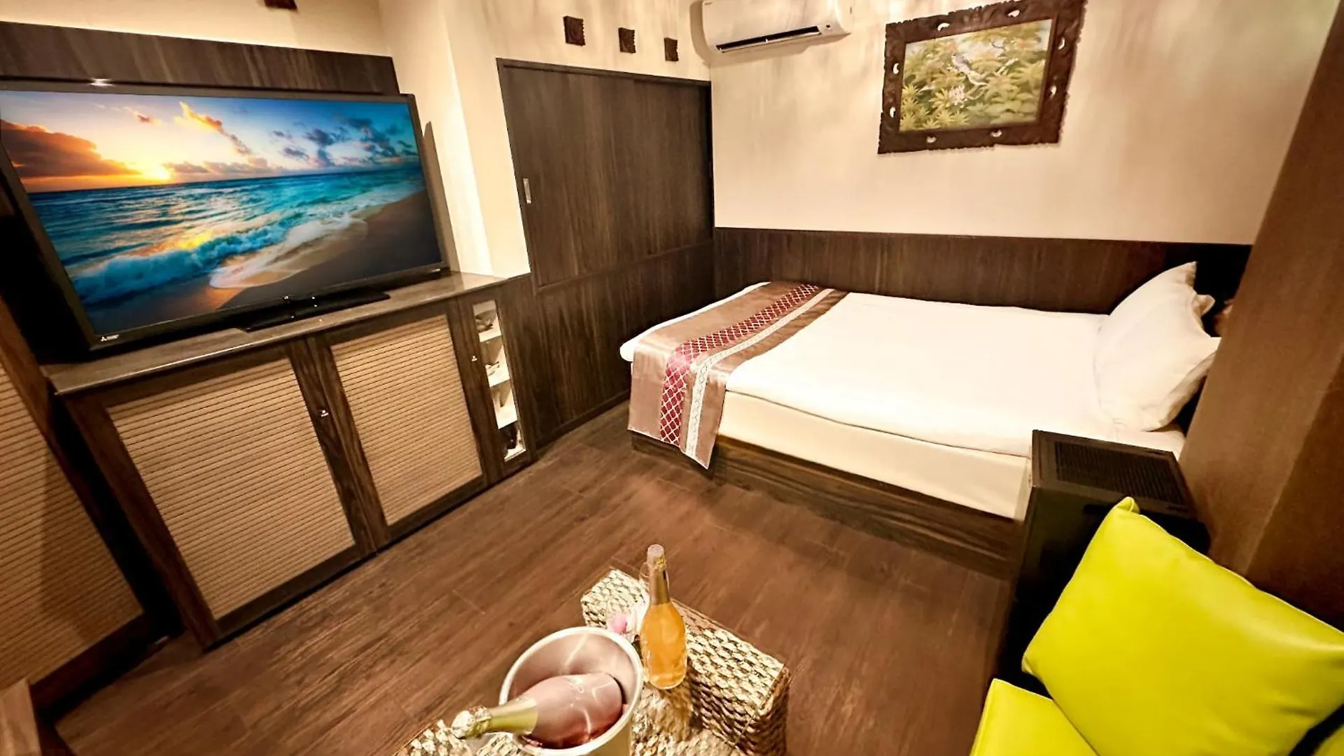 ***  Hotel Gran Bali Resort Kawasaki  Japan